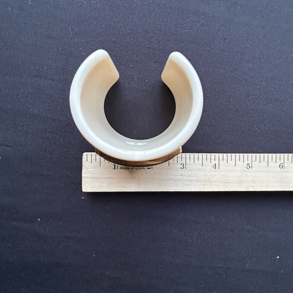 Vintage TORY BURCH black ivory White Gold resin cuffs Acrylic Statement Bold - Picture 8 of 10